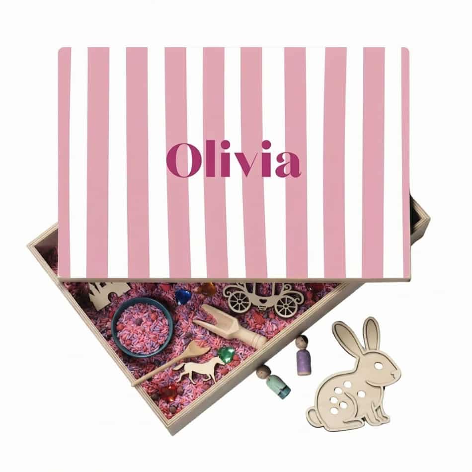 Speelbak met deksel – Strepen (Olivia) - (personaliseren met eigen naam)