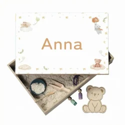 Speelbak met deksel – Beertje (Anna) - (personaliseren met eigen naam)