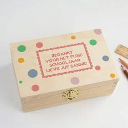 Juf bedankje met naam – houten theedoos bedankt lieve juf