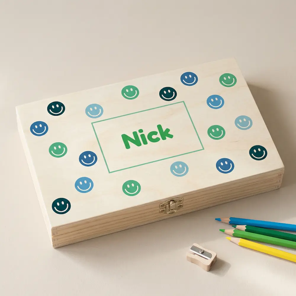 Houten Tekendoos met Naam – Smiley Design Groen/Blauw